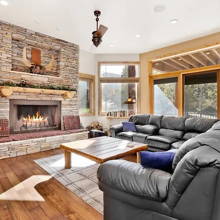Wolf Creek Castle #2202-2
